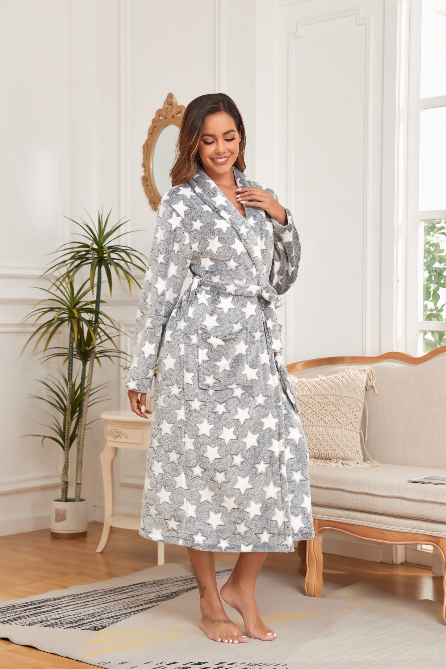 Offset Star Collar Robe For Women In Grey---Logistics Usps